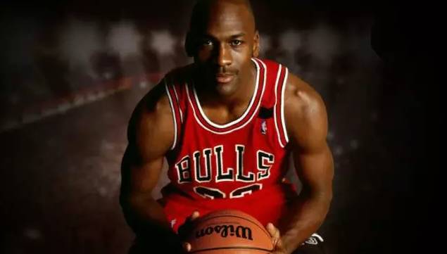 赛季的首场 赛季的首场