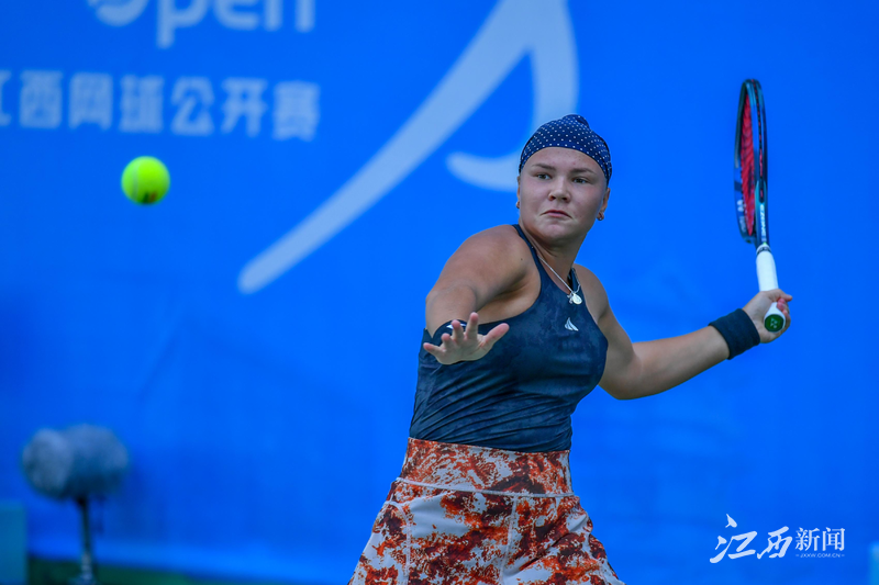 愈发充满期 愈发充满期