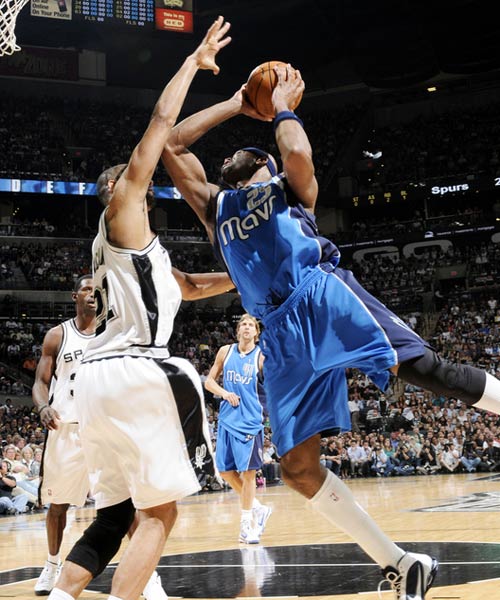 的持续锁定 的持续锁定